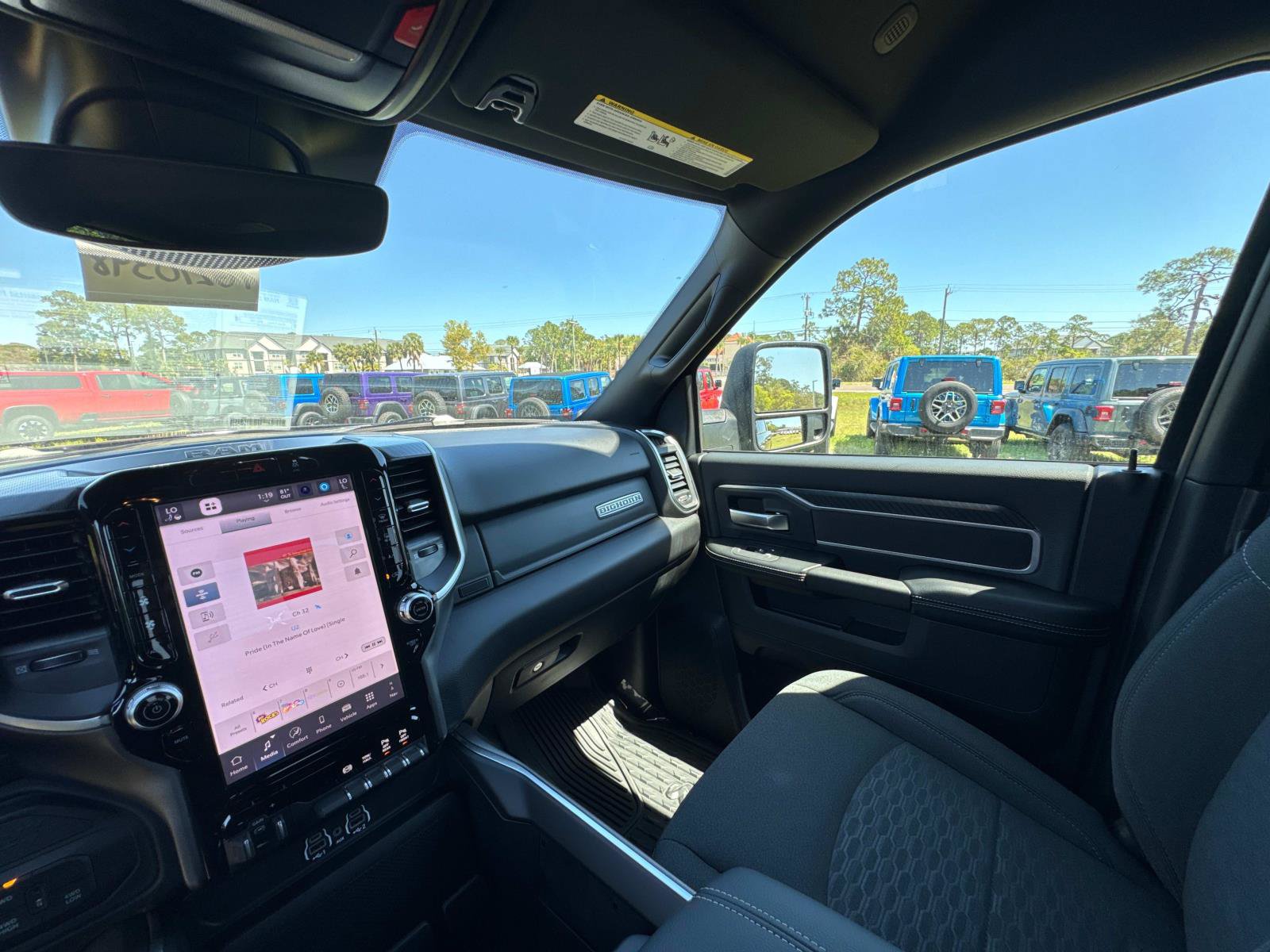 New 2026 RAM 2500 Big Horn AWD/4WD image 27