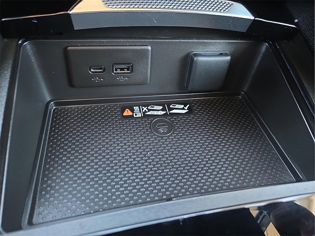 Used 2024 Buick Envision Sport Touring image 16