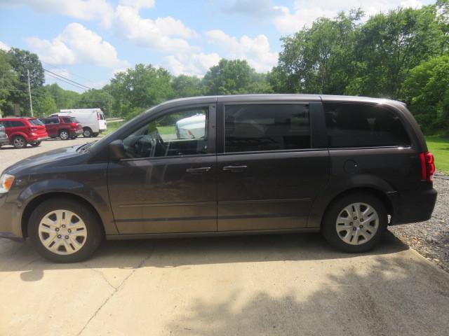 Used 2016 Dodge Grand Caravan SE w/ Quick Order Package 29E SE FWD image 8