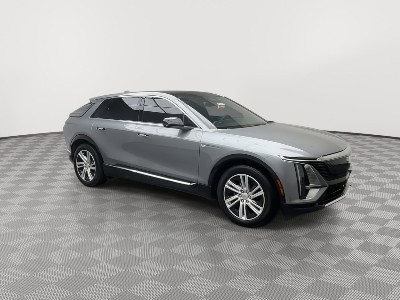 Certified 2024 Cadillac Lyriq Tech w/ LPO, Floor Liner Package AWD/4WD image 45