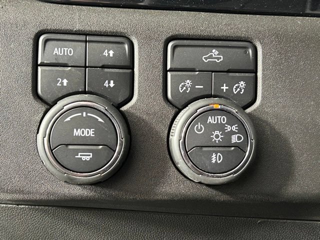 Used 2024 Chevrolet Silverado 1500 RST w/ Z71 Off-Road Package AWD/4WD image 29