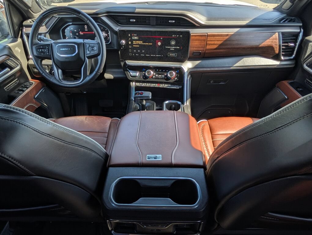 Certified 2026 GMC Sierra 1500 Denali Ultimate AWD/4WD image 9