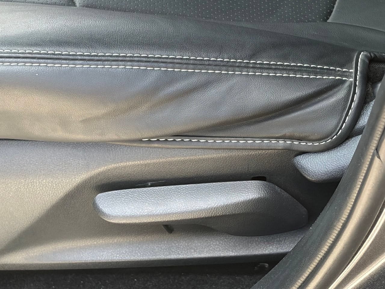 Used 2020 Toyota RAV4 LE w/ All Weather Liner Package FWD image 5