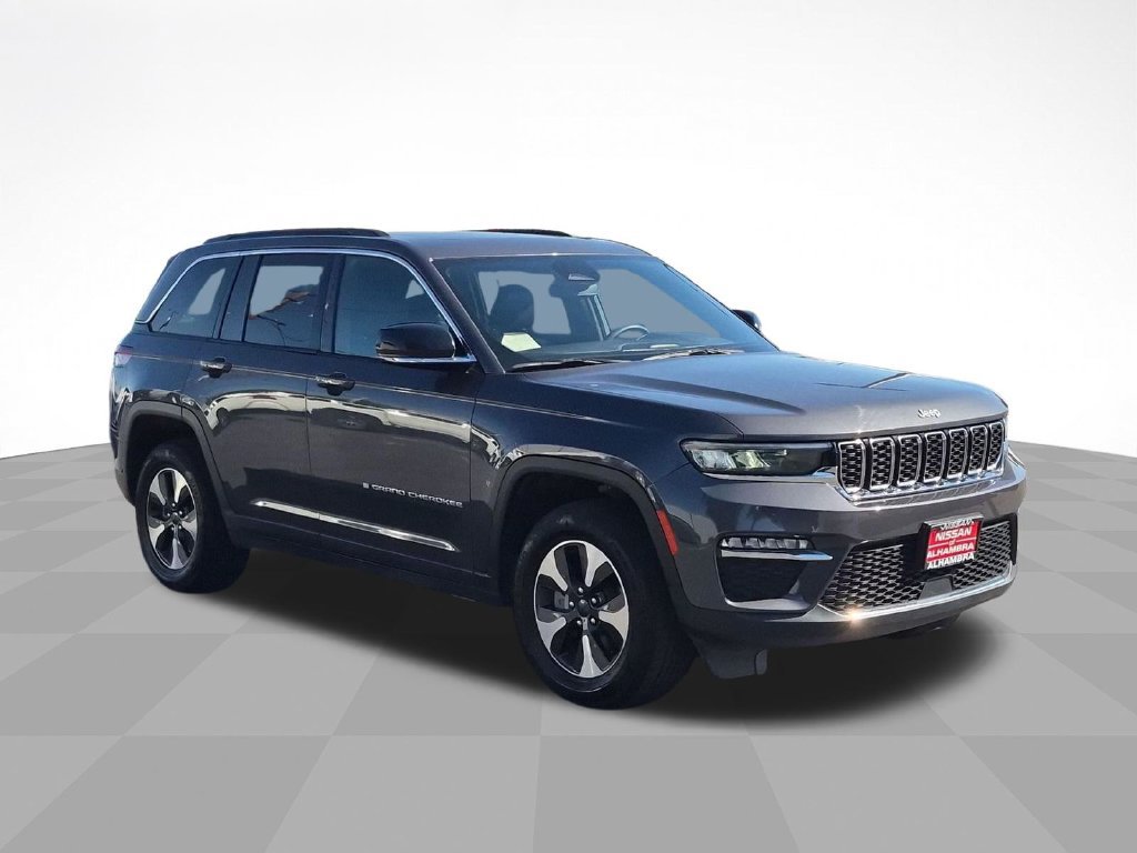 Used 2024 Jeep Grand Cherokee Limited 4xe AWD/4WD image 3