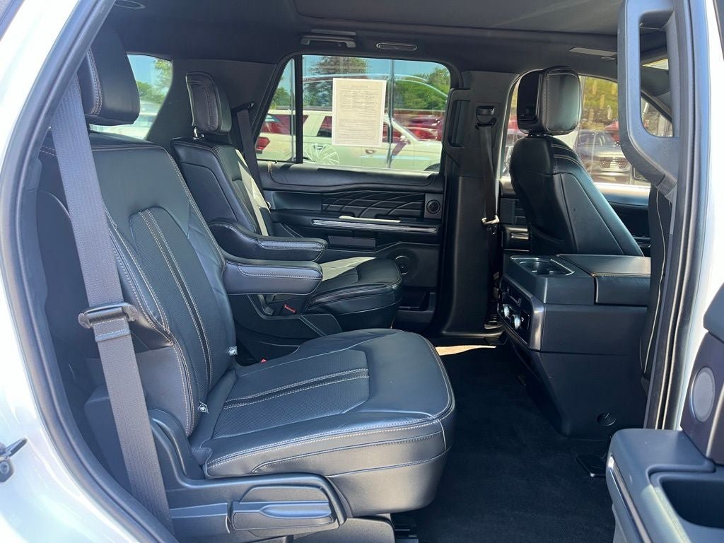 Certified 2023 Ford Expedition Platinum AWD/4WD image 21