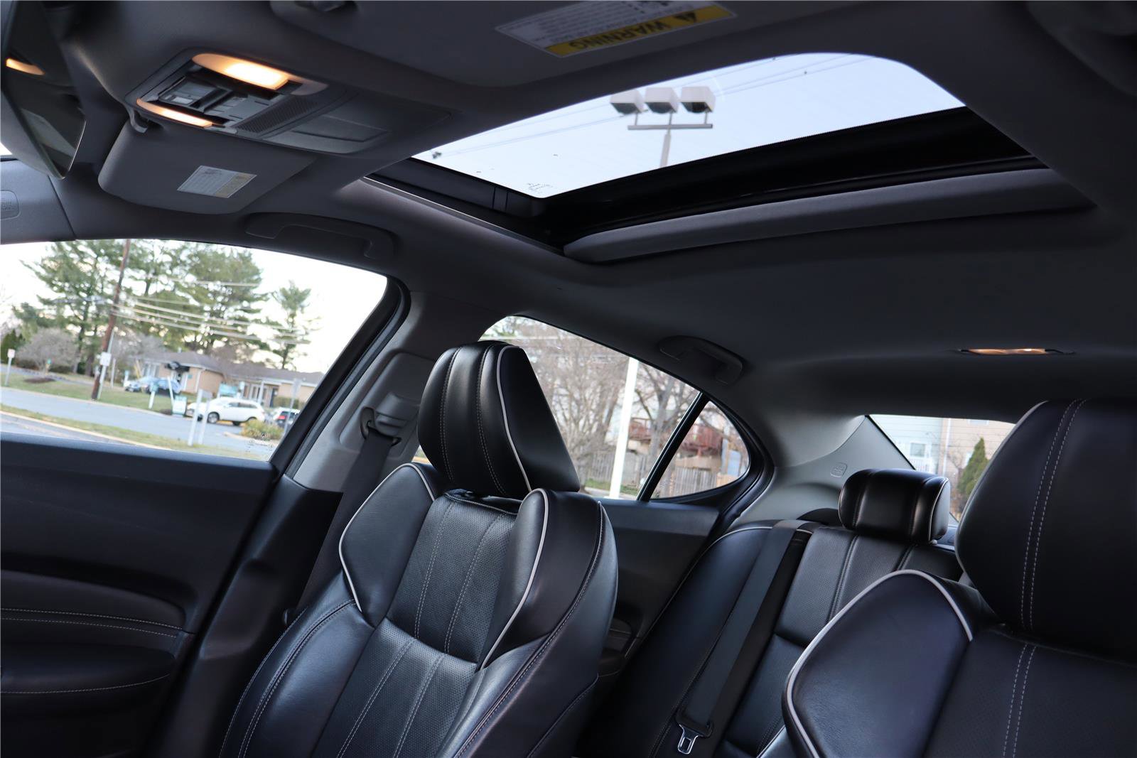 Used 2018 Acura TLX V6 w/ Technology Package image 24