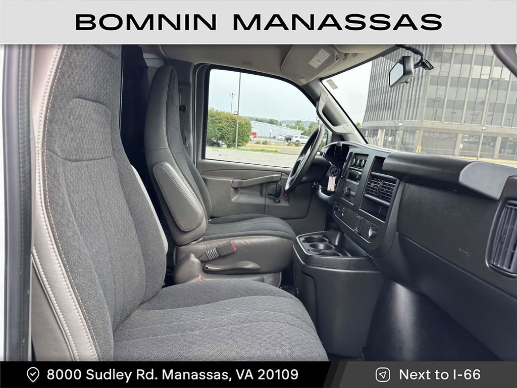 Used 2023 Chevrolet Express 2500 Work Van w/ Driver Convenience Package image 9