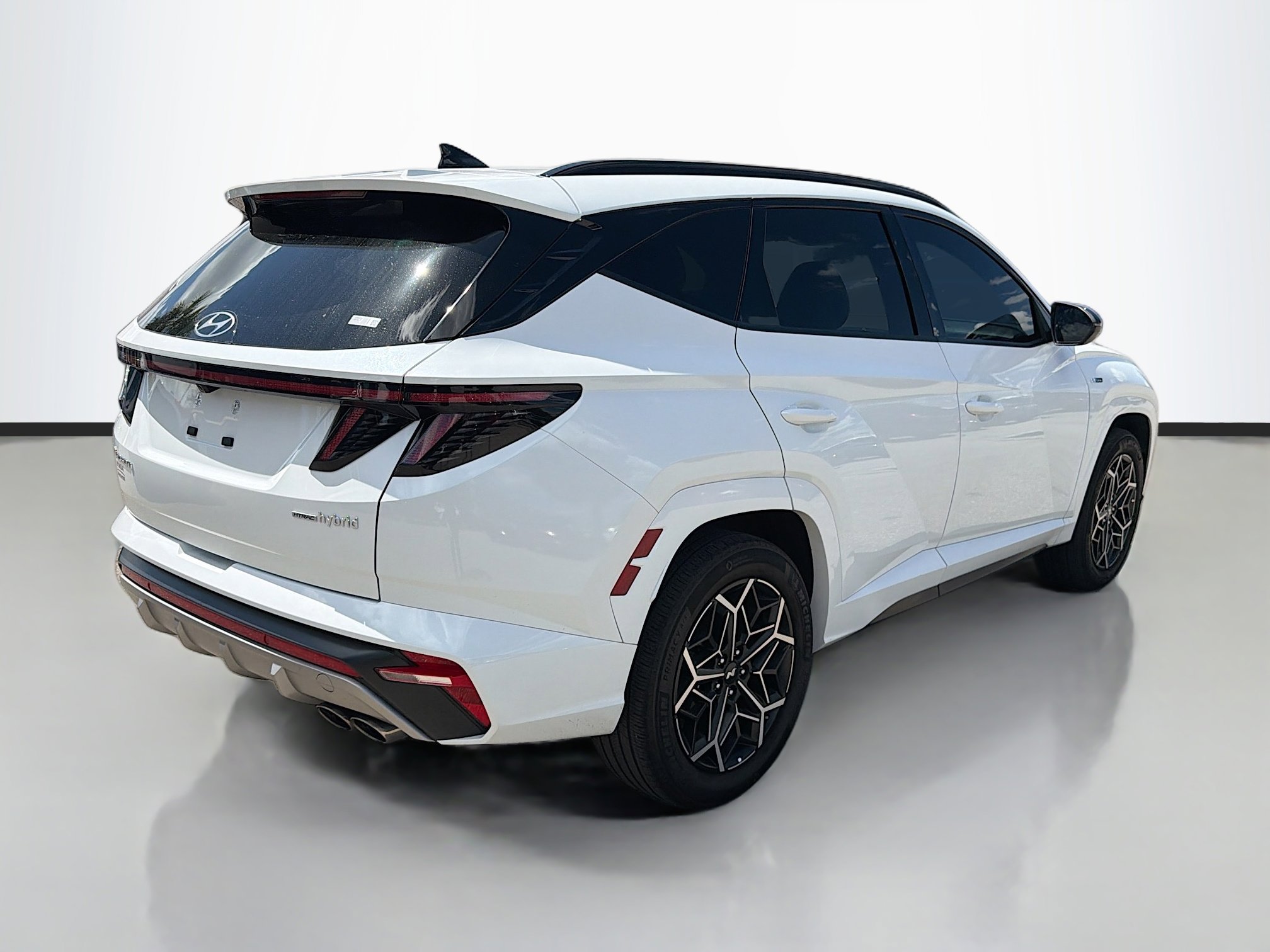 Used 2024 Hyundai Tucson N Line image 3
