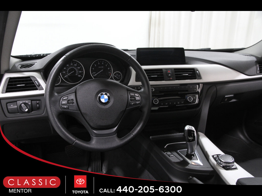 Used 2016 BMW 320i xDrive Sedan AWD/4WD image 6