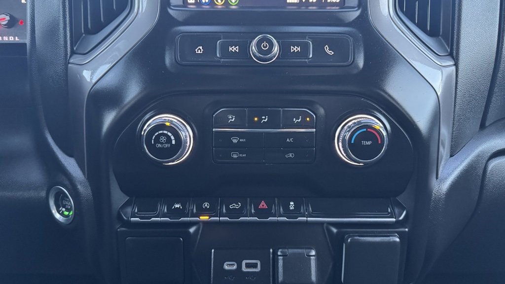 Used 2022 Chevrolet Silverado 1500 Custom image 26