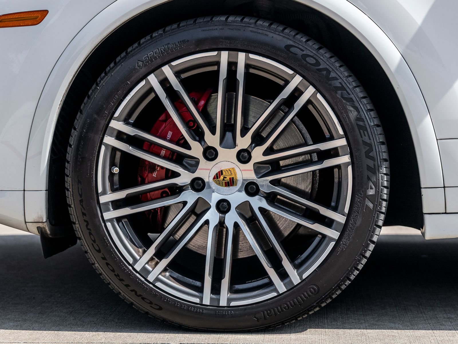 Certified 2017 Porsche Cayenne GTS AWD/4WD image 15