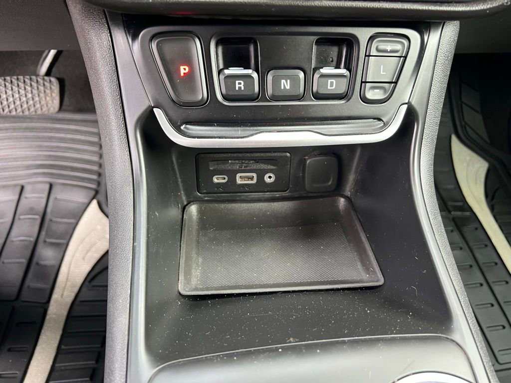 Used 2020 GMC Terrain SLT image 32