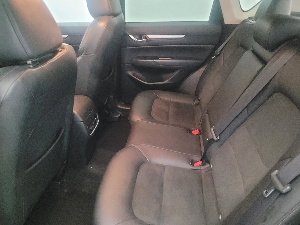 Used 2017 MAZDA CX-5 Touring image 18