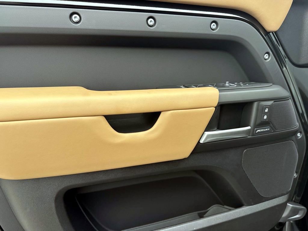 New 2026 Land Rover Defender 110 S AWD/4WD image 16