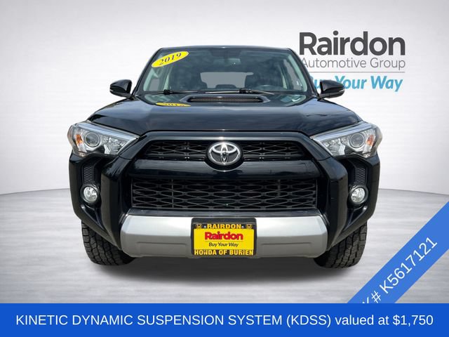 Used 2019 Toyota 4Runner TRD Off-Road Premium AWD/4WD image 2