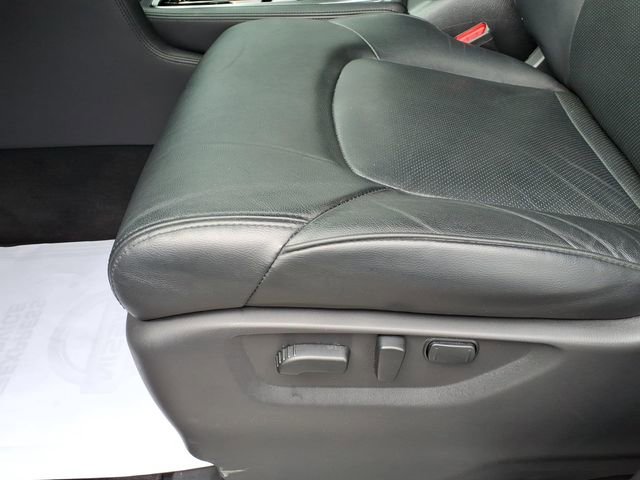 Used 2022 Nissan Armada SL w/ Midnight Edition Package RWD image 7