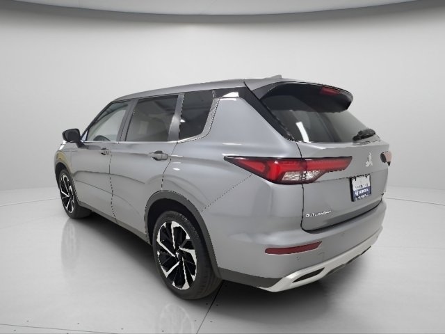 Used 2024 Mitsubishi Outlander SE AWD/4WD image 5