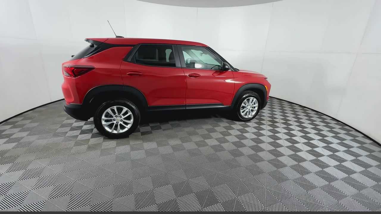 New 2026 Chevrolet TrailBlazer LS w/ LS Convenience Package AWD/4WD image 16