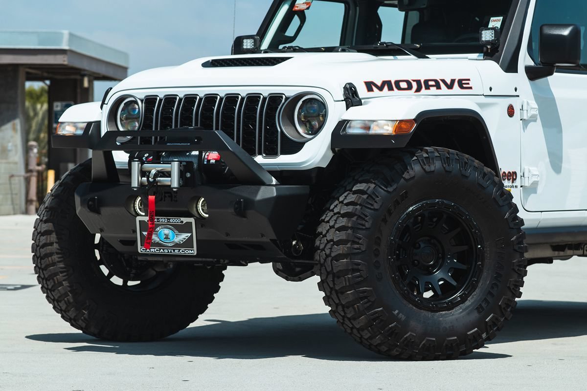 Used 2023 Jeep Gladiator Mojave w/ Cold Weather Group AWD/4WD image 11