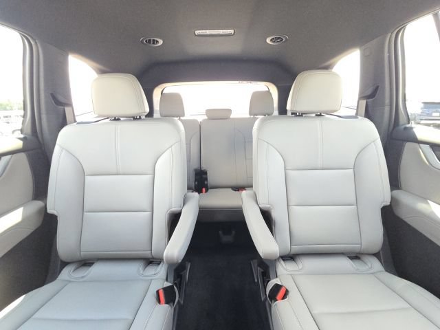Used 2024 GMC Acadia Elevation FWD image 19