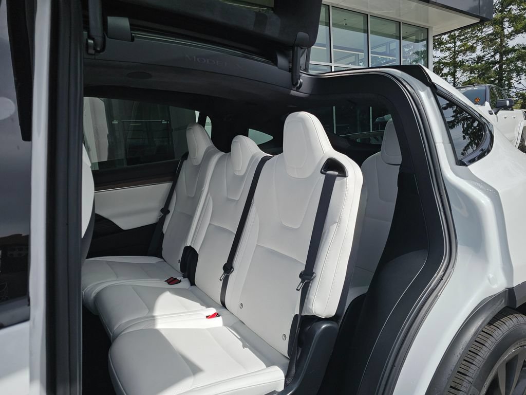 Used 2024 Tesla Model X AWD/4WD image 20