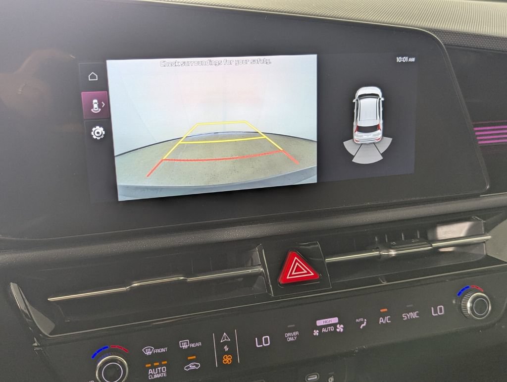 Used 2024 Kia Niro EX FWD image 22