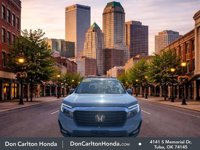 Used 2023 Honda Ridgeline RTL-E image 2