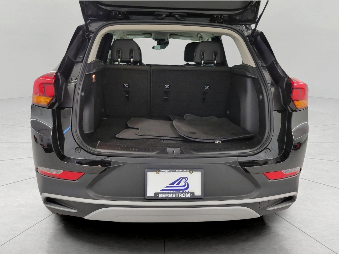 Used 2025 Buick Encore GX Preferred image 16