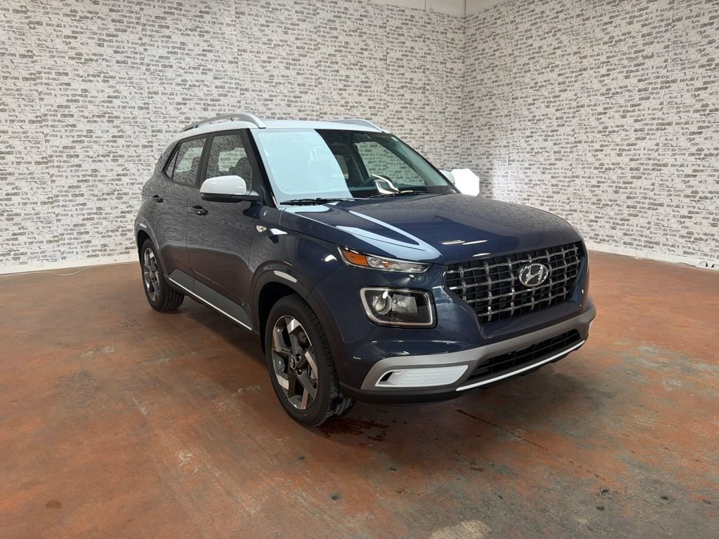 New 2026 Hyundai Venue SEL FWD video 1