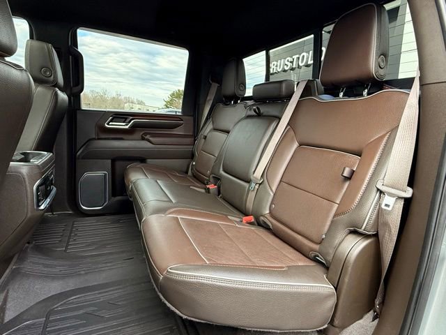 Used 2024 GMC Sierra 3500 Denali w/ Denali Reserve Package image 19