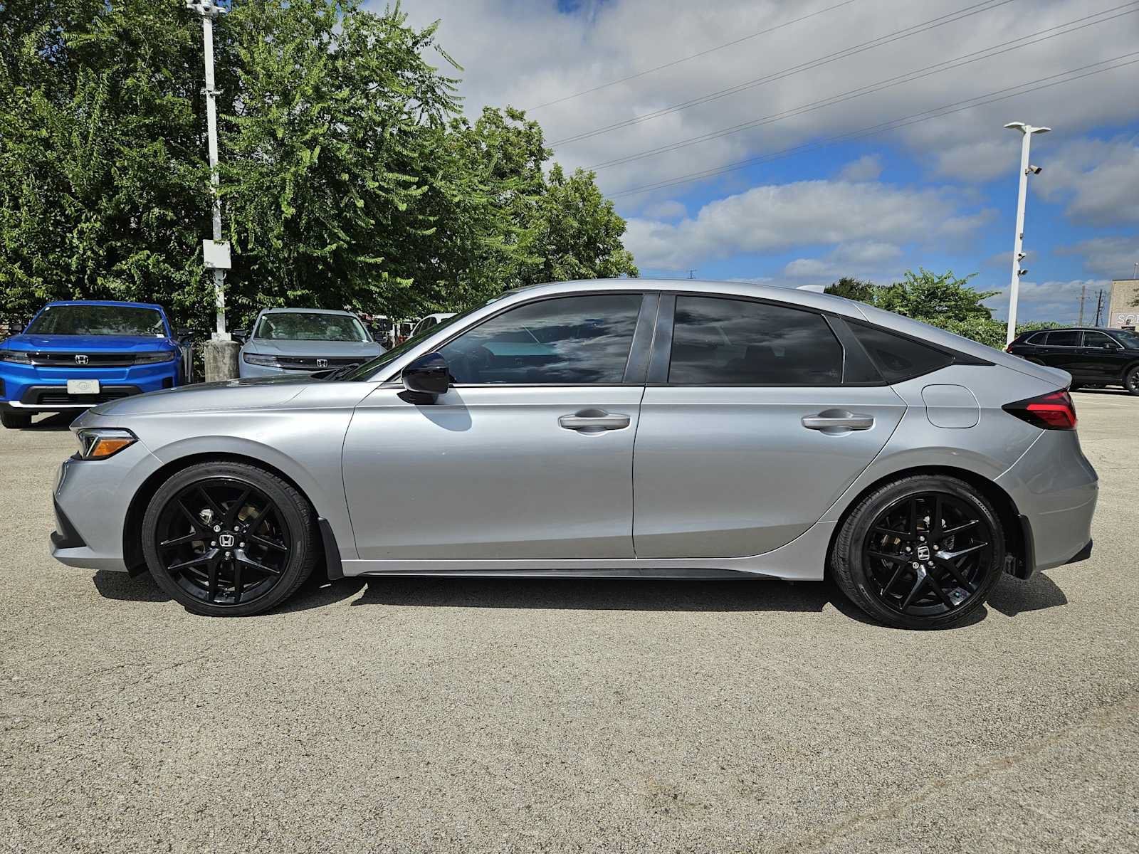 Used 2022 Honda Civic Sport image 4