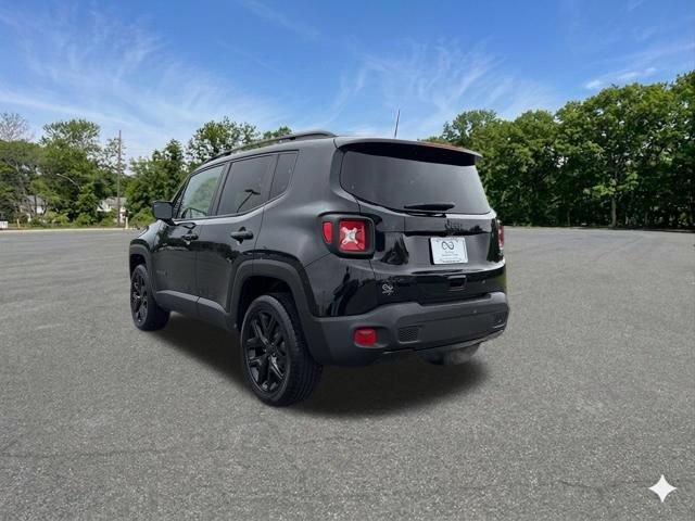 Used 2022 Jeep Renegade Altitude w/ Sun/Sound Group AWD/4WD image 6