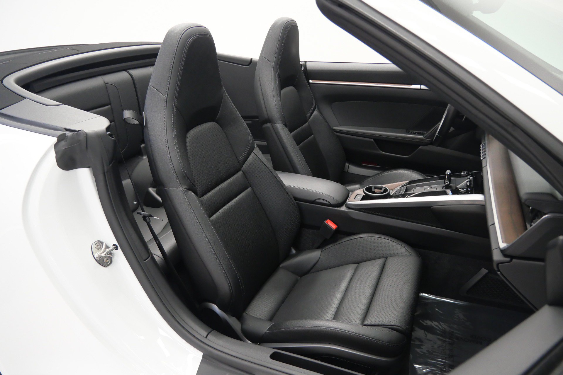 Used 2020 Porsche 911 Carrera image 24