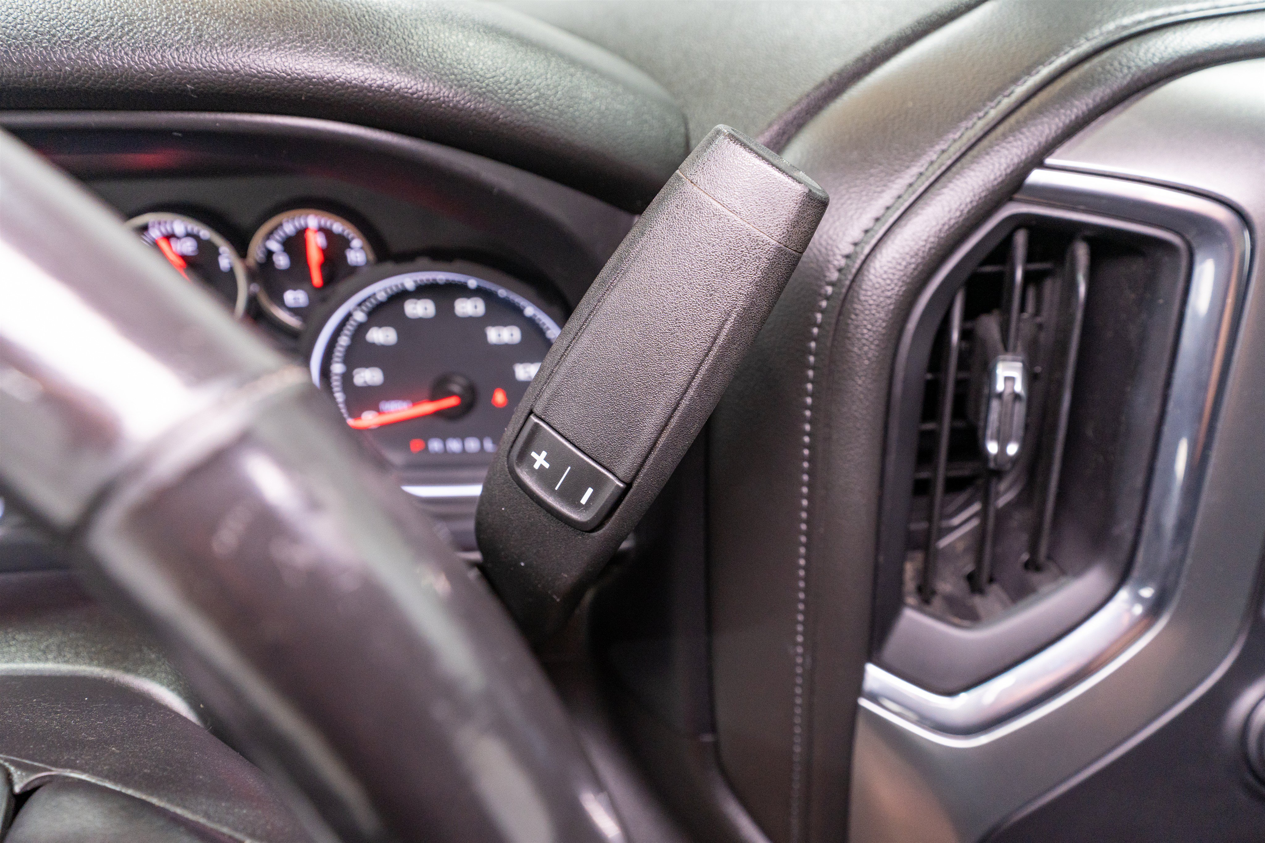 Used 2019 Chevrolet Silverado 1500 LT AWD/4WD image 29