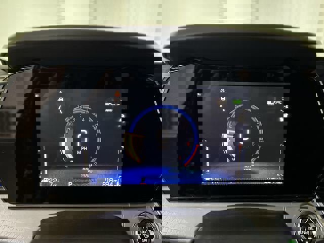 Certified 2025 Chevrolet Trax LT w/ LT Convenience Package image 12