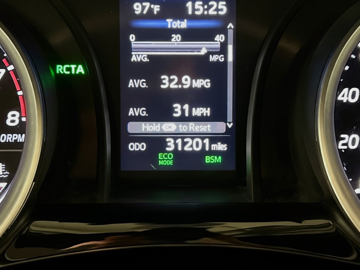 Used 2024 Toyota Camry LE w/ Convenience Package FWD image 8
