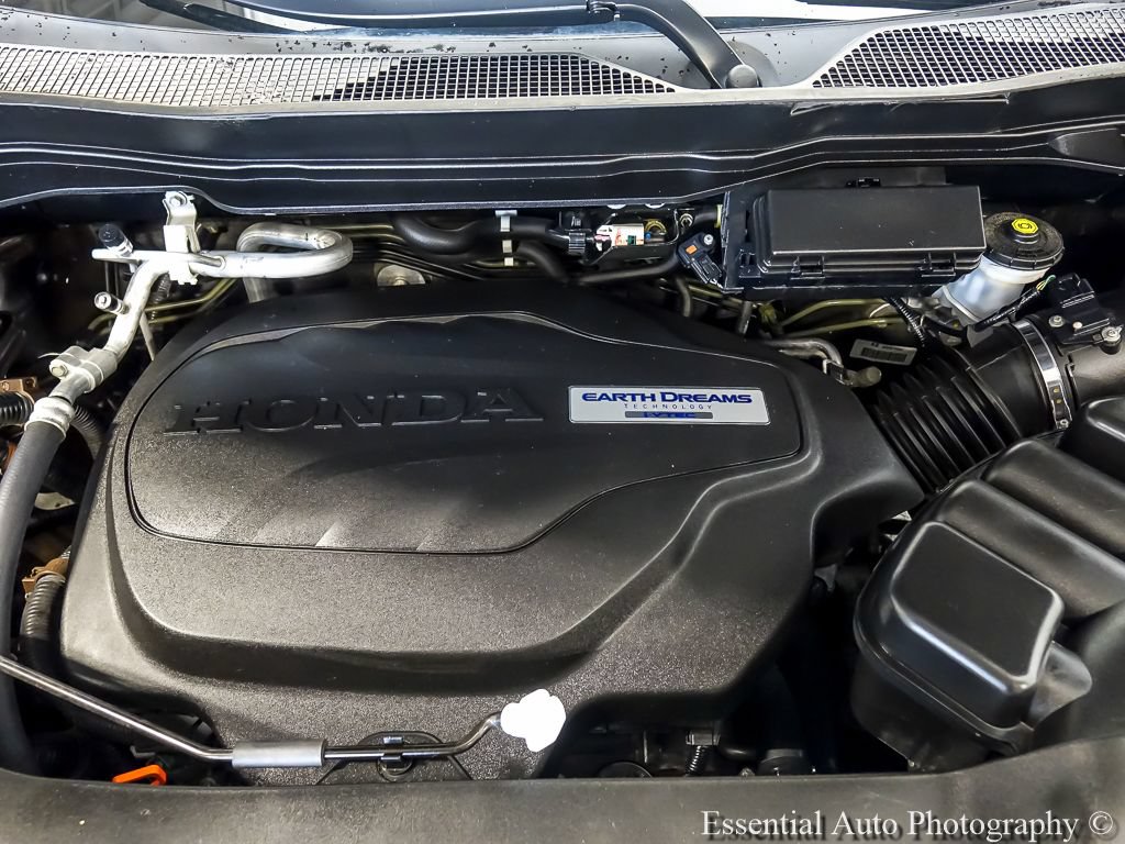 Used 2020 Honda Pilot Touring image 32