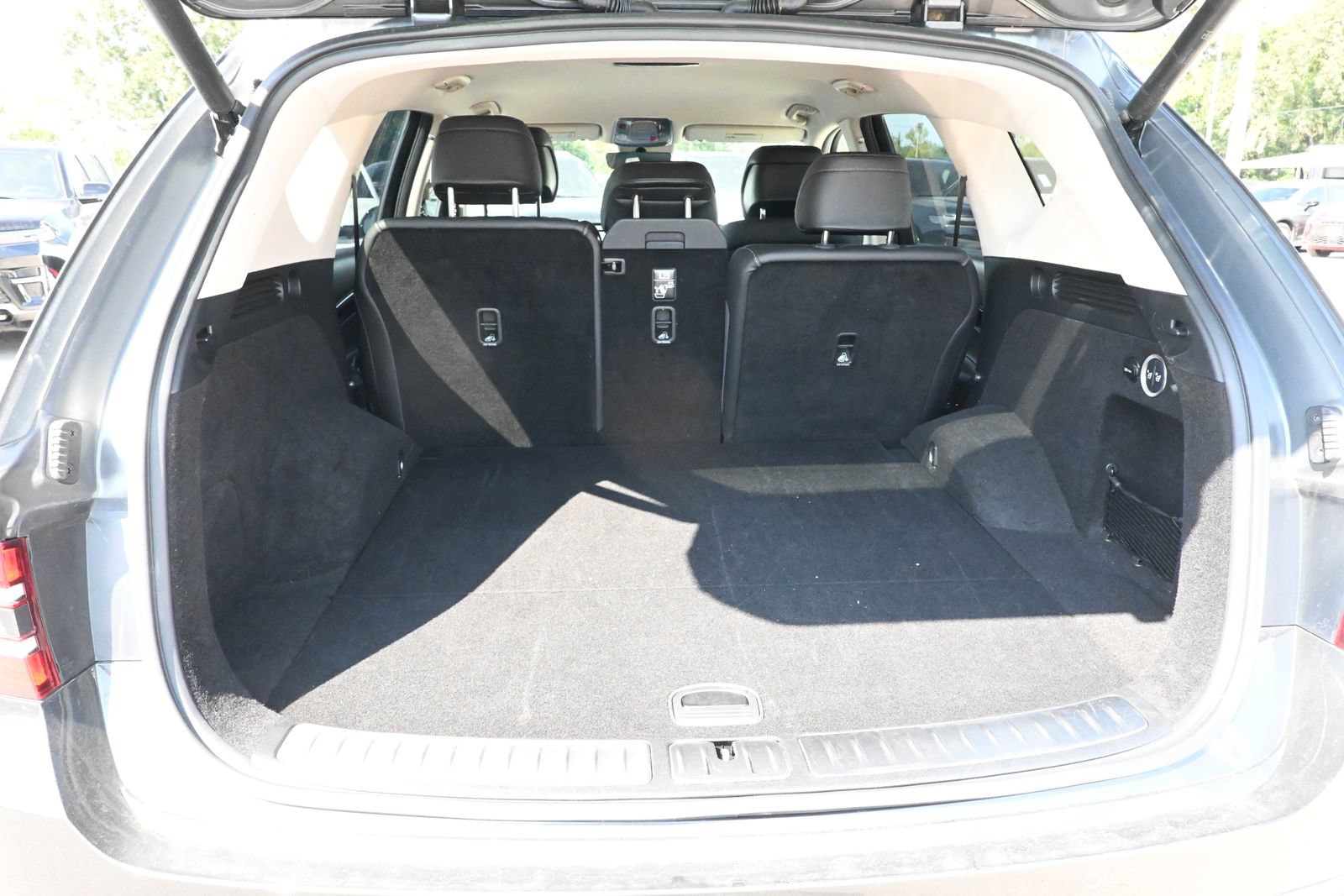Used 2025 Genesis GV80 2.5T Standard AWD/4WD image 25