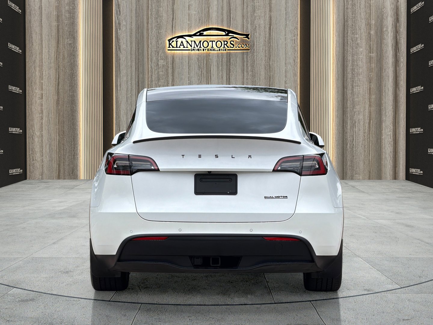 Used 2021 Tesla Model Y Long Range AWD/4WD image 10