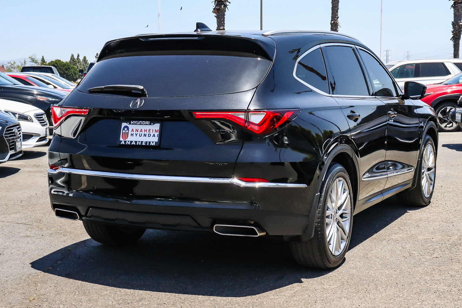 Used 2023 Acura MDX SH-AWD w/ Advance Package image 7
