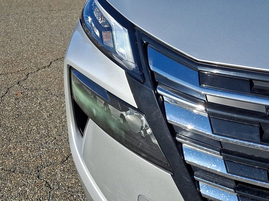 Used 2024 Nissan Rogue SV image 10