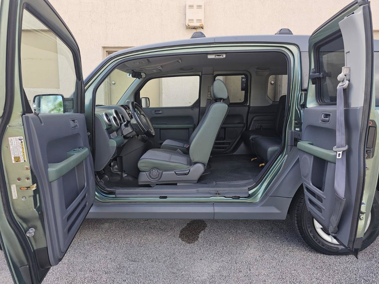 Used 2005 Honda Element LX image 18