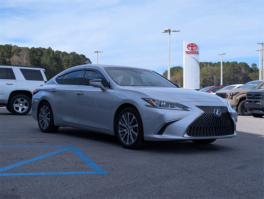 Used 2019 Lexus ES 300h image 7