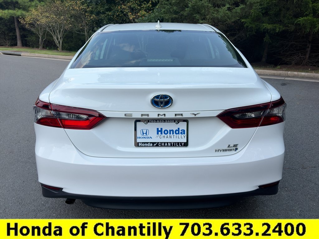 Used 2022 Toyota Camry LE FWD image 6
