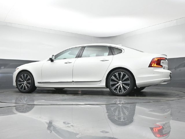 Used 2023 Volvo S90 B6 Plus w/ Protection Package AWD/4WD image 40
