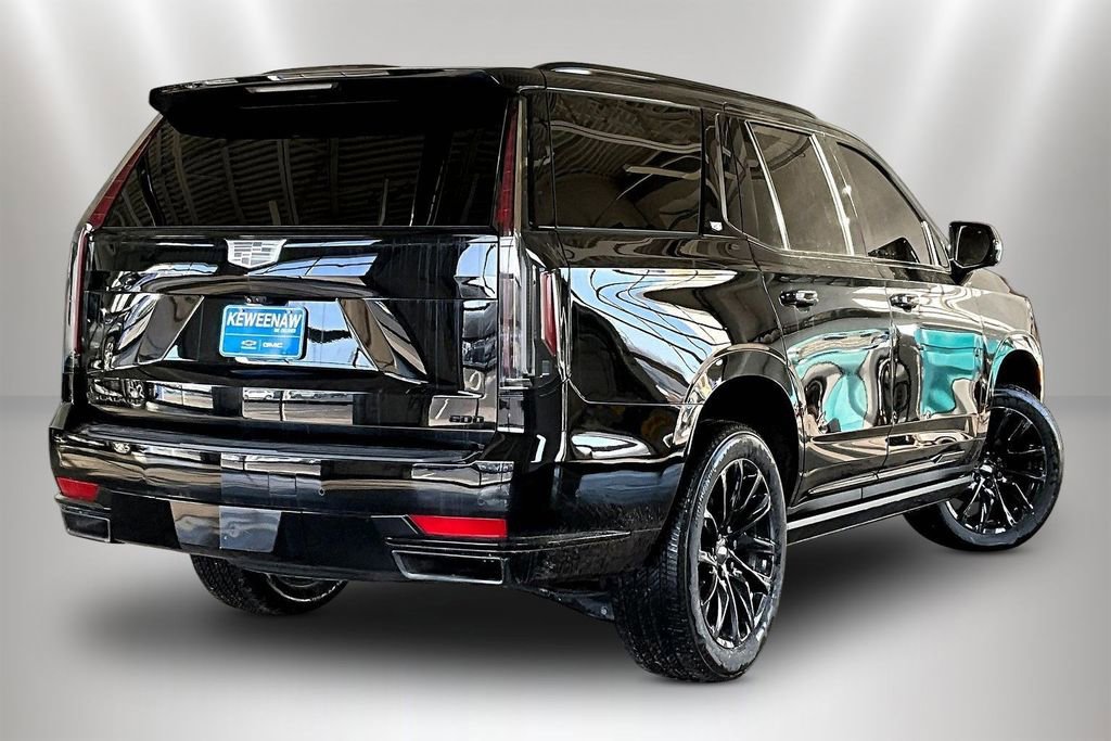 Used 2023 Cadillac Escalade Sport Platinum w/ LPO, ONYX Package image 5