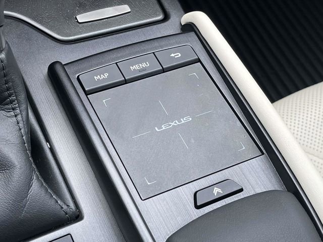 Used 2022 Lexus ES 300h Ultra Luxury w/ Accessory Package 2 image 35