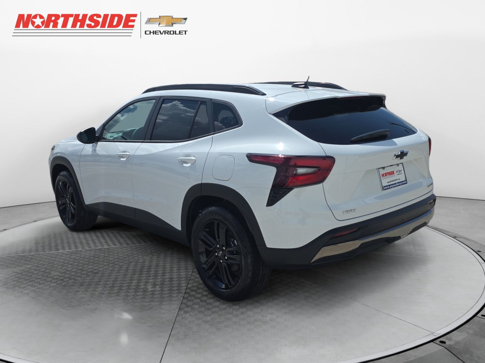 New 2026 Chevrolet Trax ACTIV w/ Sunroof Package FWD image 6