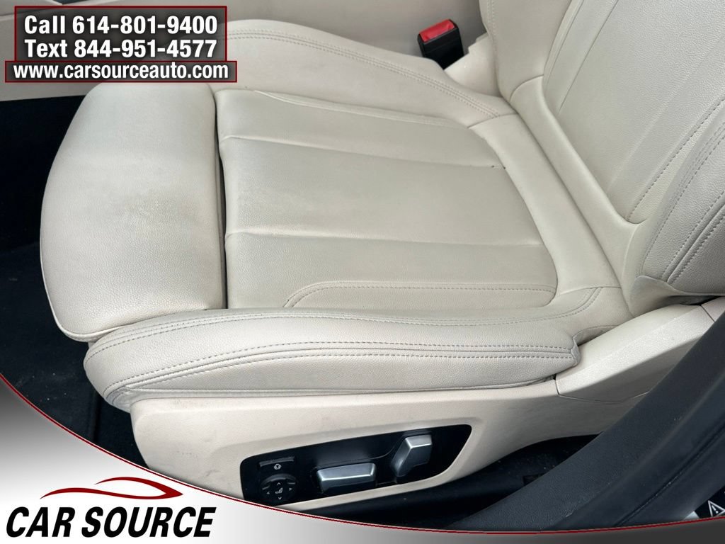 Used 2020 BMW 330i xDrive Sedan w/ Convenience Package AWD/4WD image 9