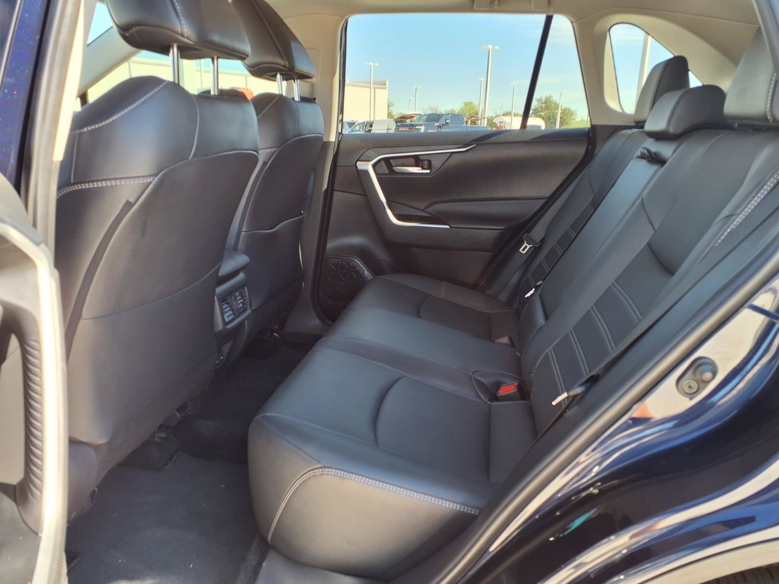 Used 2025 Toyota RAV4 XLE Premium FWD image 26